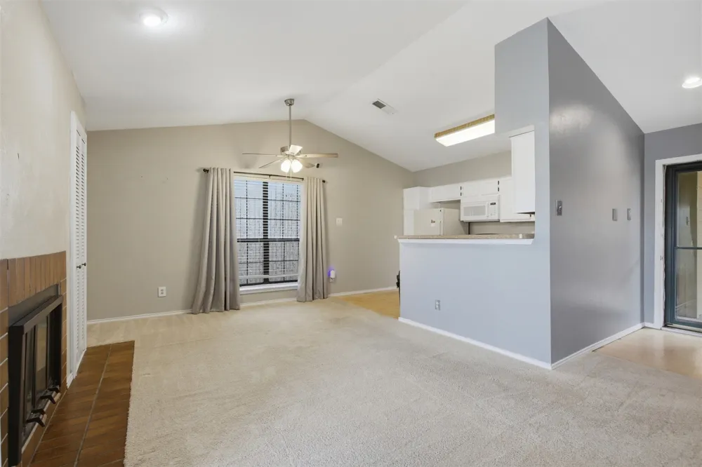 5909 Lake Hubbard Parkway #211 Garland, TX 75043