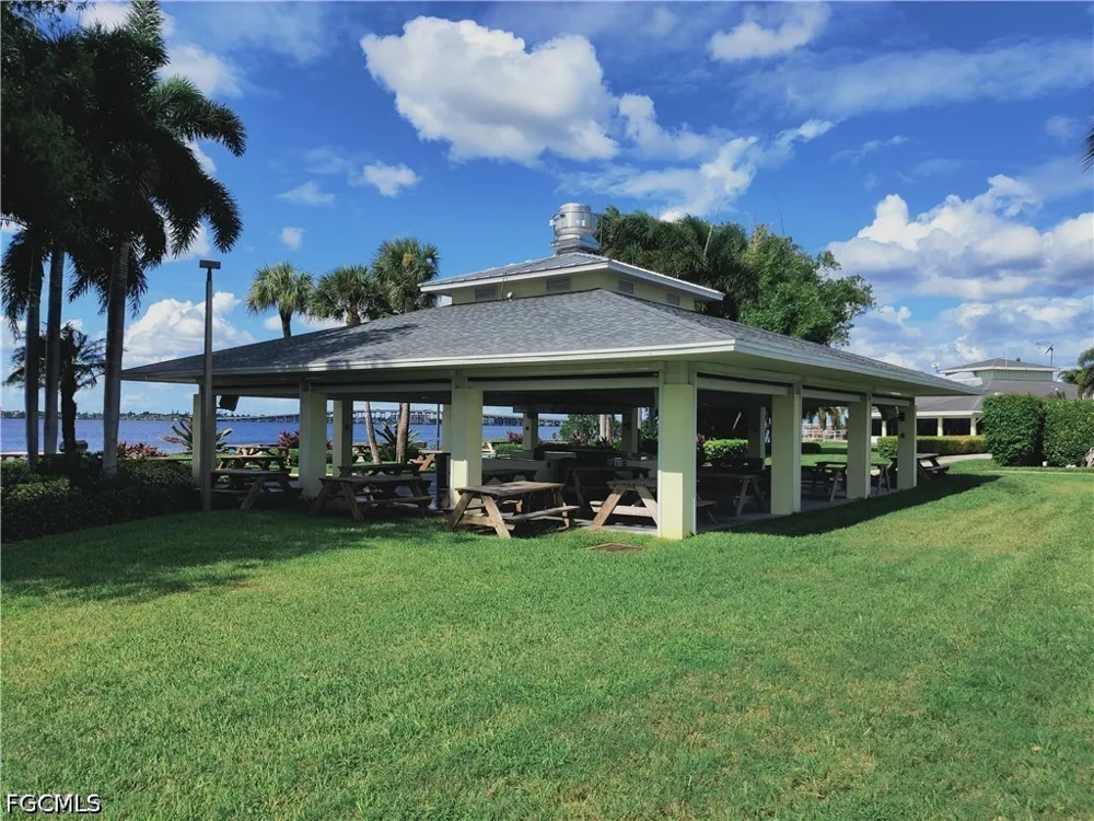 Steamboat Bend #104 Fort Myers, FL 33919