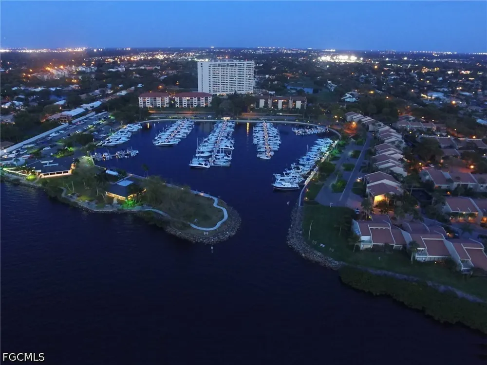 Steamboat Bend #104 Fort Myers, FL 33919