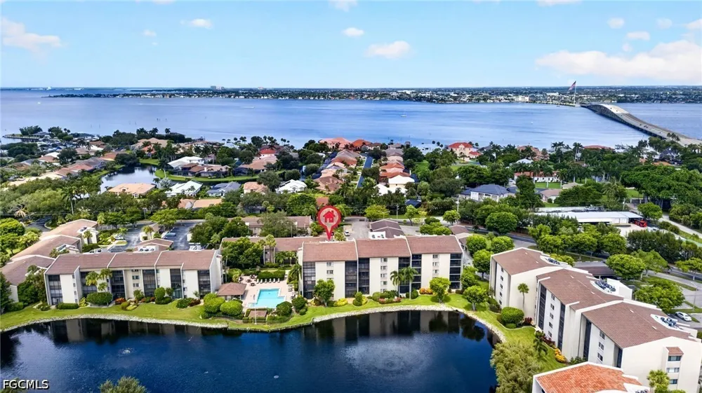 Steamboat Bend #104 Fort Myers, FL 33919
