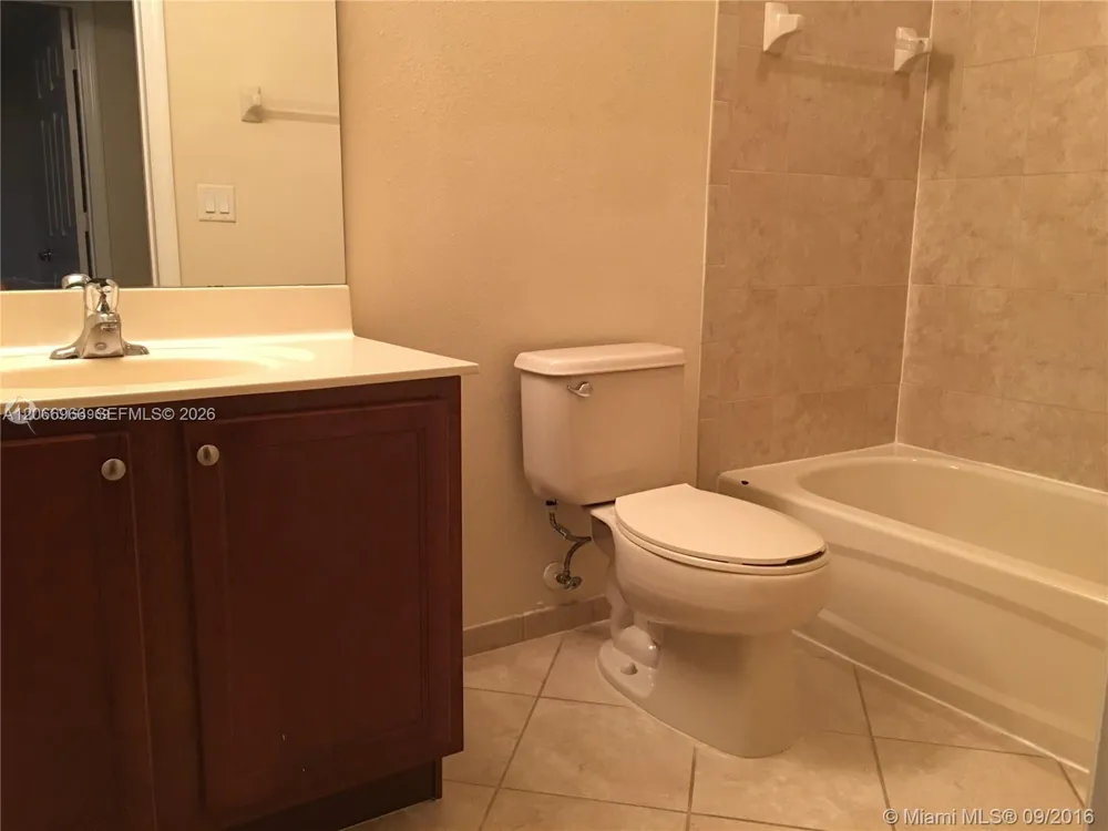 11503 NW 89th St #103 Doral, FL 33178