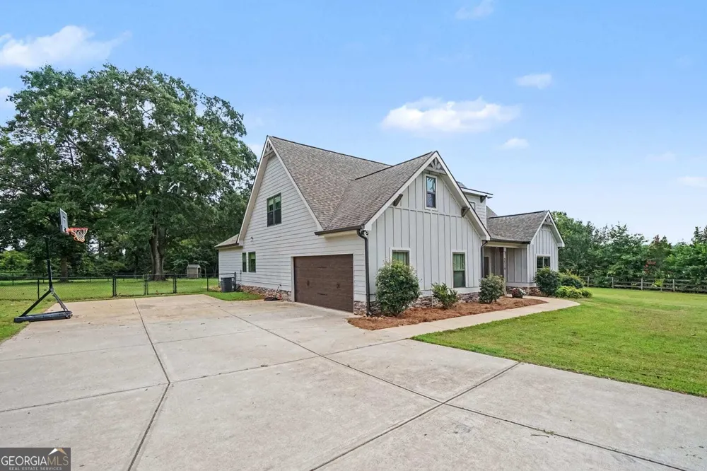 2219 Greensboro HWY Watkinsville, GA 30677