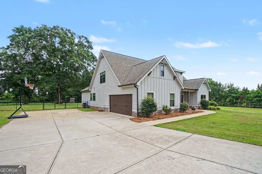 2219 Greensboro HWY Watkinsville, GA 30677