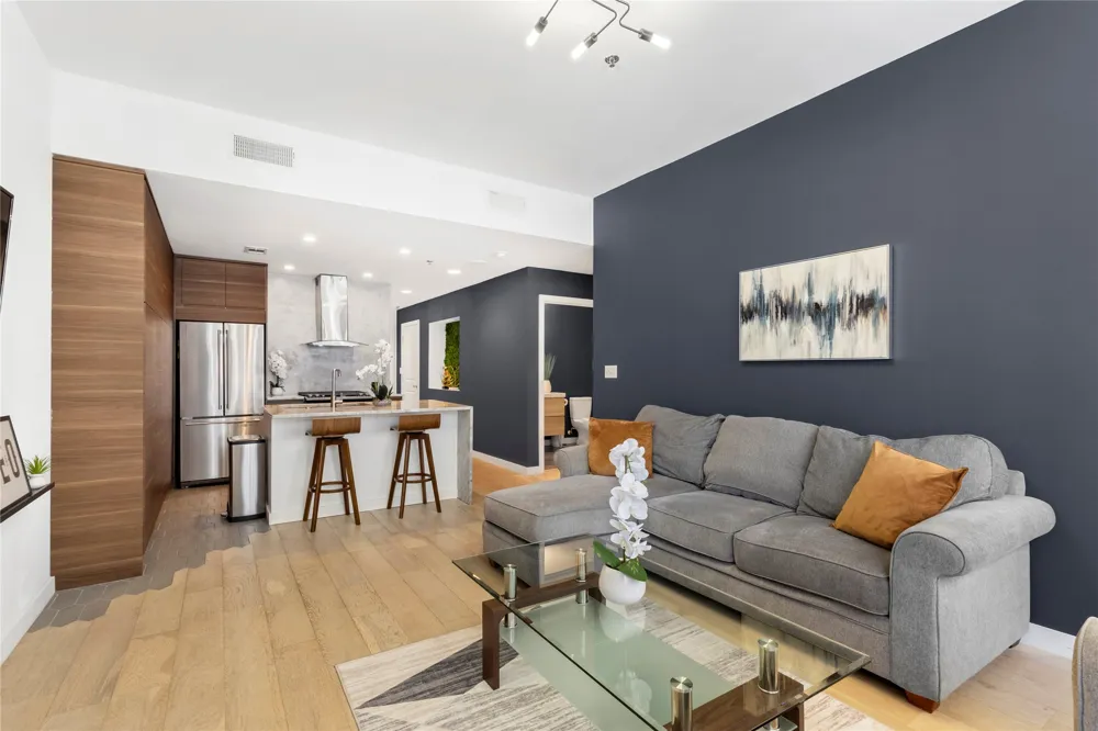 1200 Main Street #1607 Dallas, TX 75202