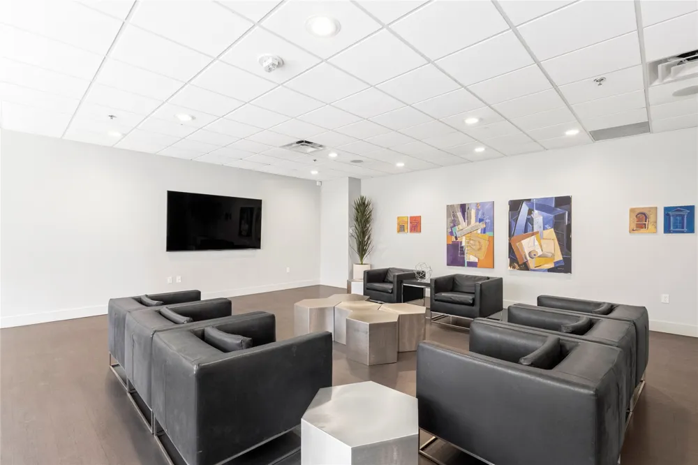 1200 Main Street #1607 Dallas, TX 75202