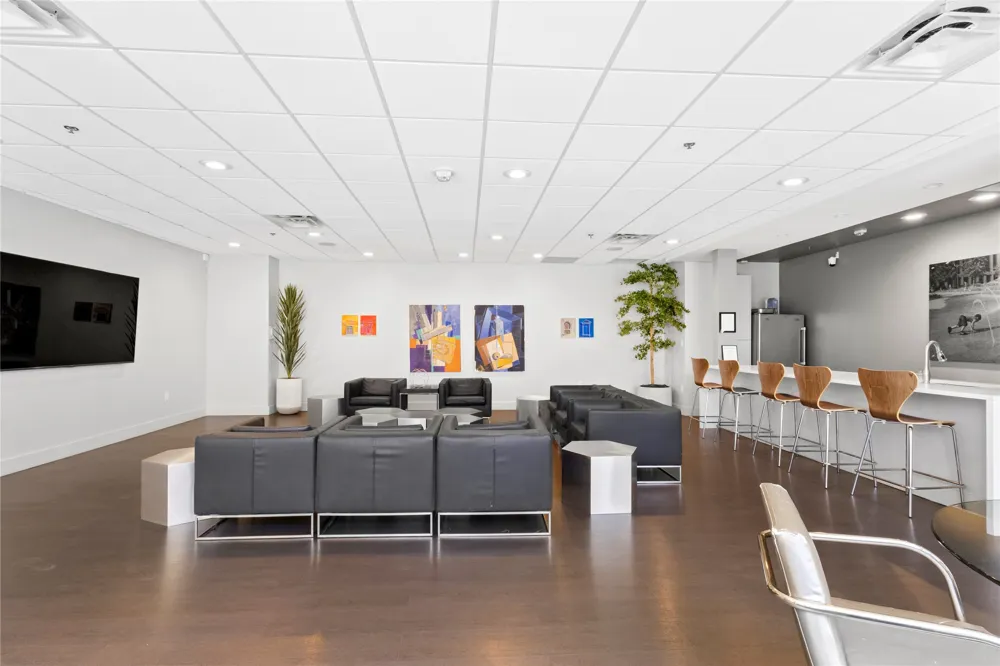 1200 Main Street #1607 Dallas, TX 75202