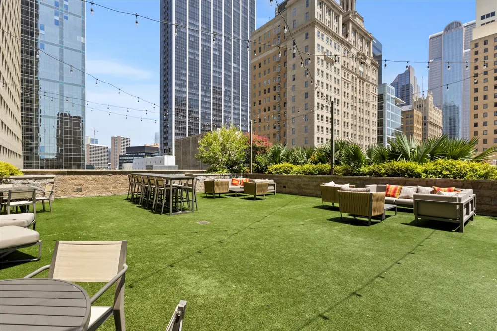 1200 Main Street #1607 Dallas, TX 75202