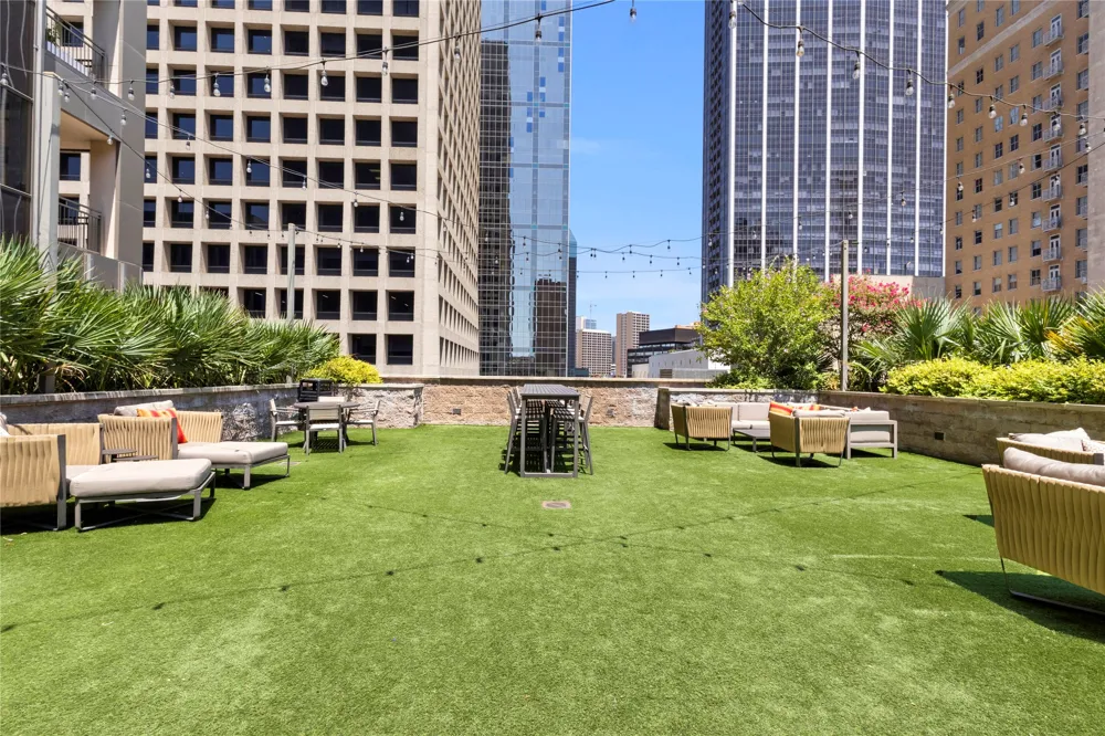 1200 Main Street #1607 Dallas, TX 75202