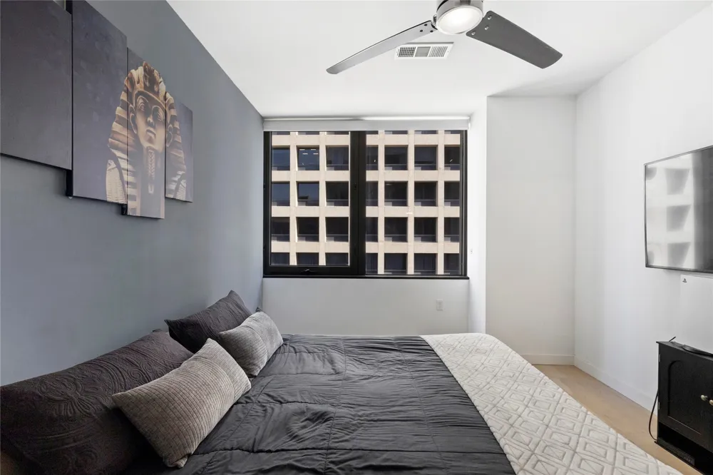 1200 Main Street #1607 Dallas, TX 75202