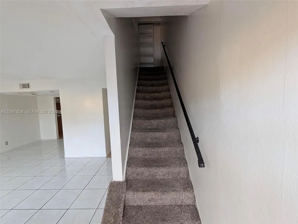 5664 Blueberry Ct #15 Lauderhill, FL 33313