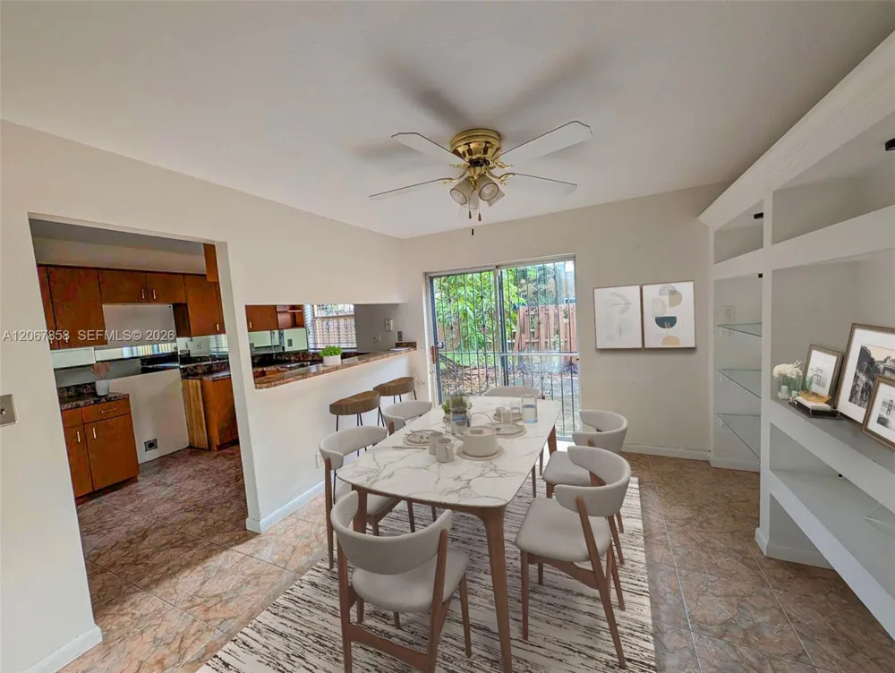 5664 Blueberry Ct #15 Lauderhill, FL 33313