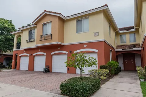 44 SE SEDONA CIRCLE #102