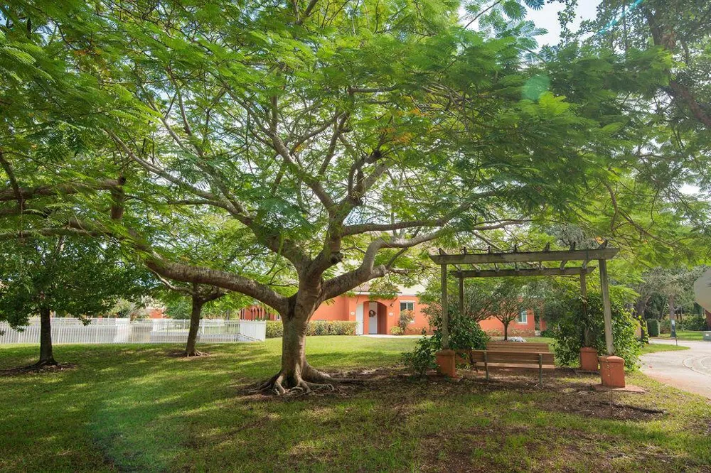 44 SE SEDONA CIRCLE #102 Stuart, FL 34994