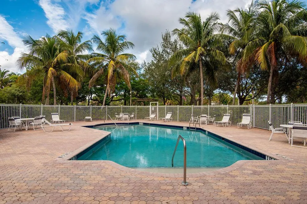 44 SE SEDONA CIRCLE #102 Stuart, FL 34994
