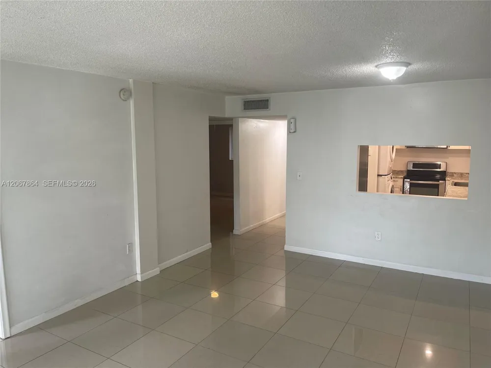 10000 NW 80th Ct #2337 Hialeah Gardens, FL 33016