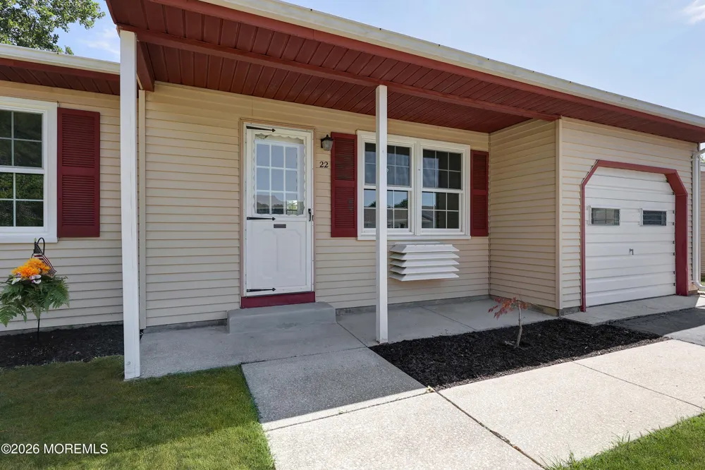 22 Keene Street Whiting, NJ 08759