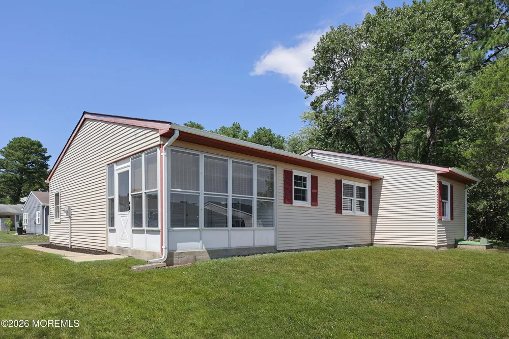 22 Keene Street Whiting, NJ 08759