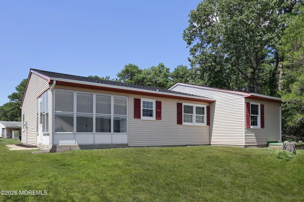 22 Keene Street Whiting, NJ 08759