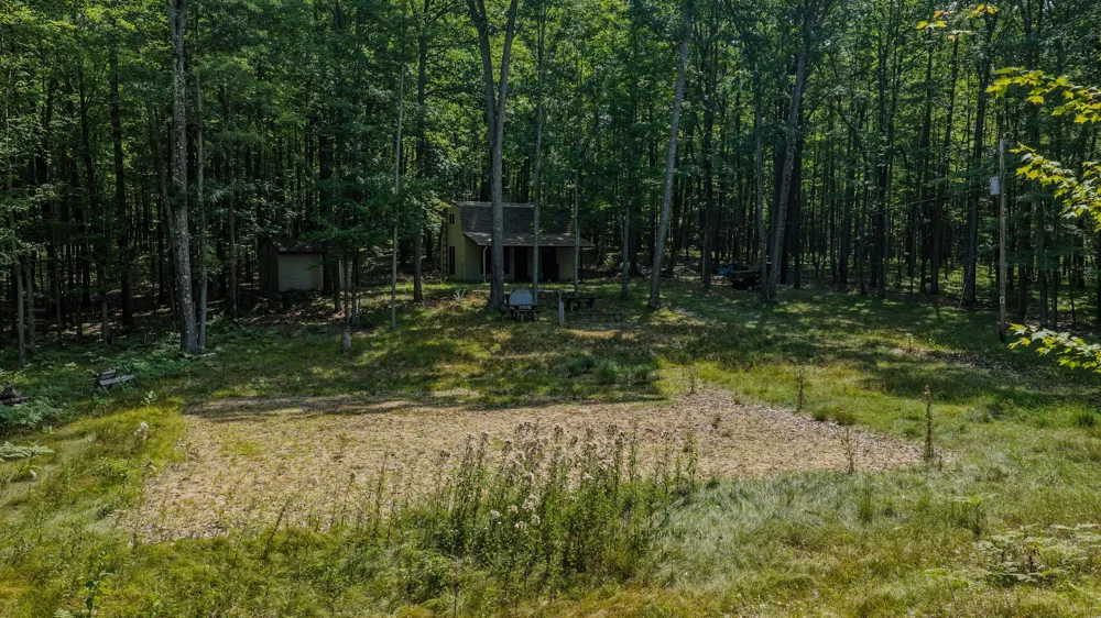 598 M-37 Peacock Township, MI 49304