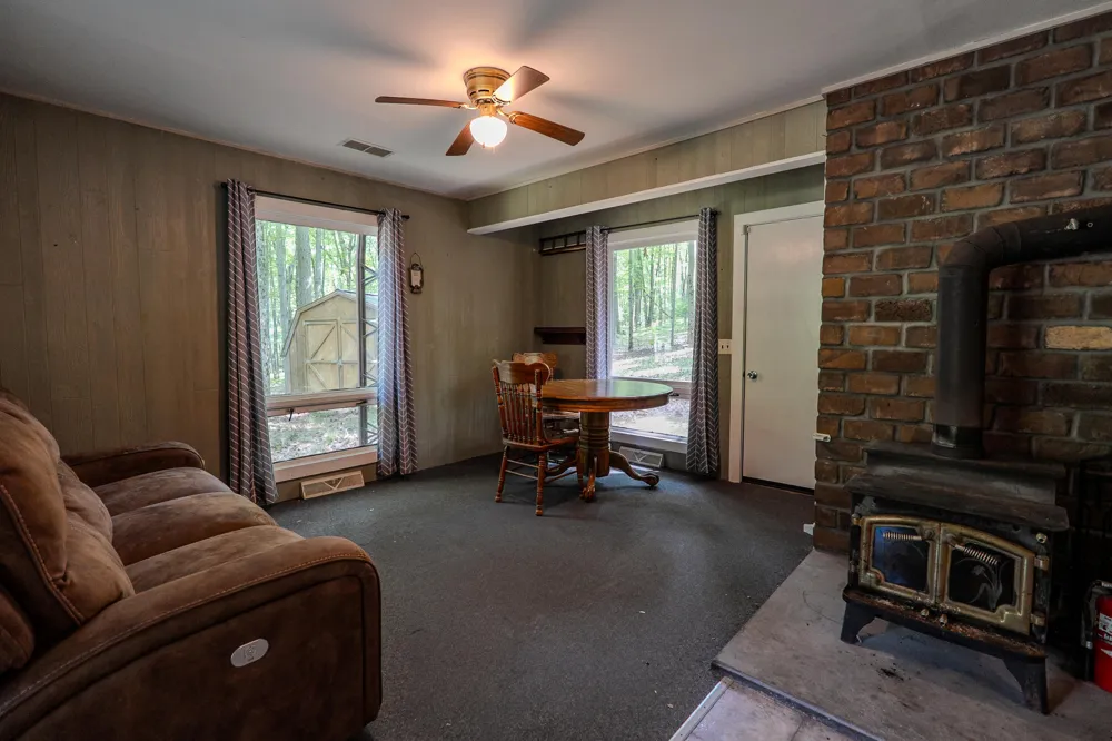 598 M-37 Peacock Township, MI 49304