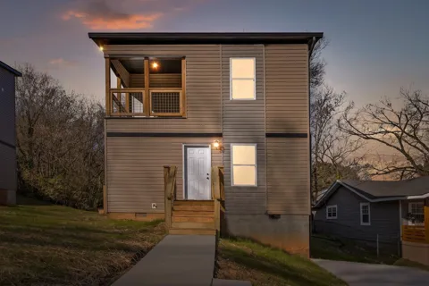 3903 Meadow Lane