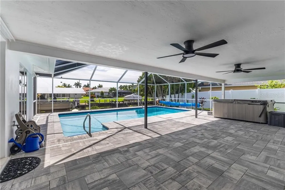 3319 SE 17TH AVENUE Cape Coral, FL 33904