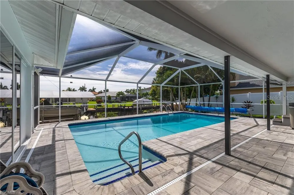 3319 SE 17TH AVENUE Cape Coral, FL 33904