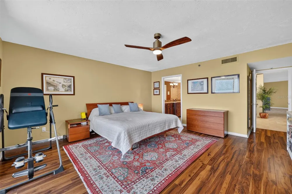1600 GULF BOULEVARD #911 Clearwater Beach, FL 33767