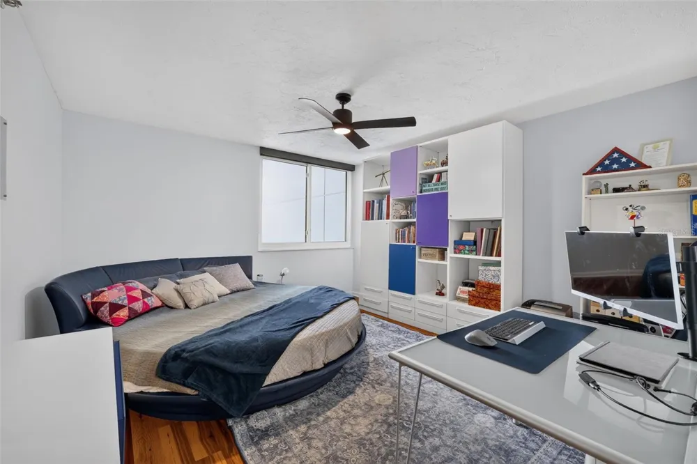 1600 GULF BOULEVARD #911 Clearwater Beach, FL 33767
