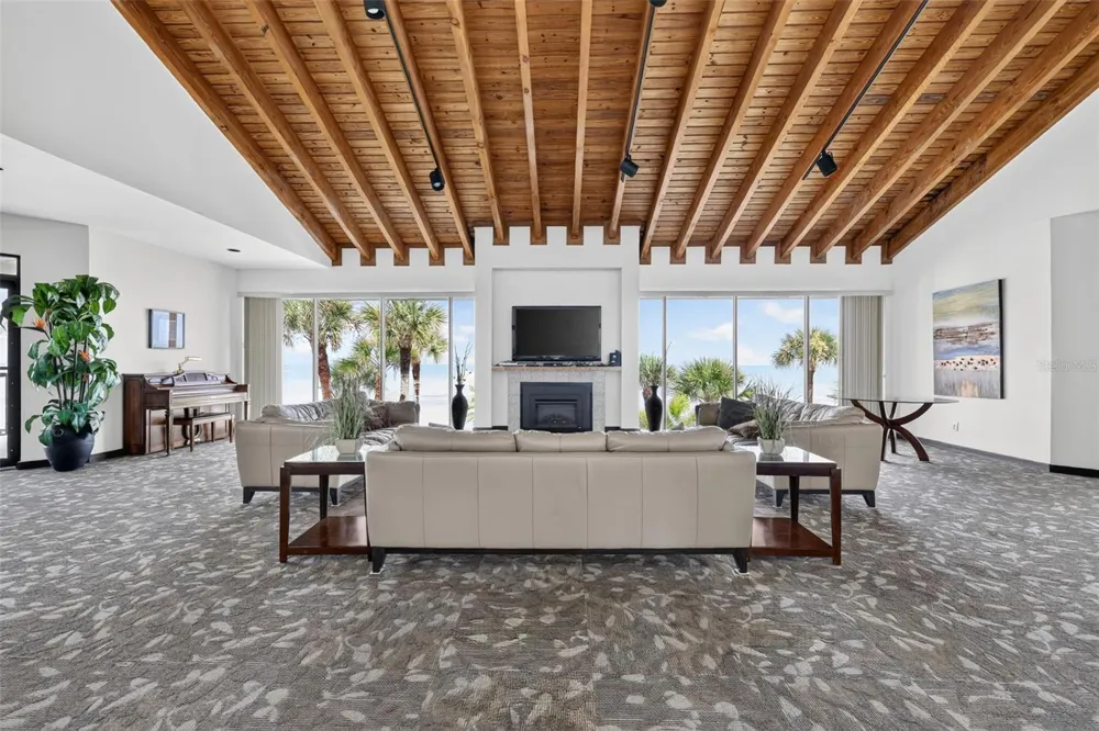 1600 GULF BOULEVARD #911 Clearwater Beach, FL 33767