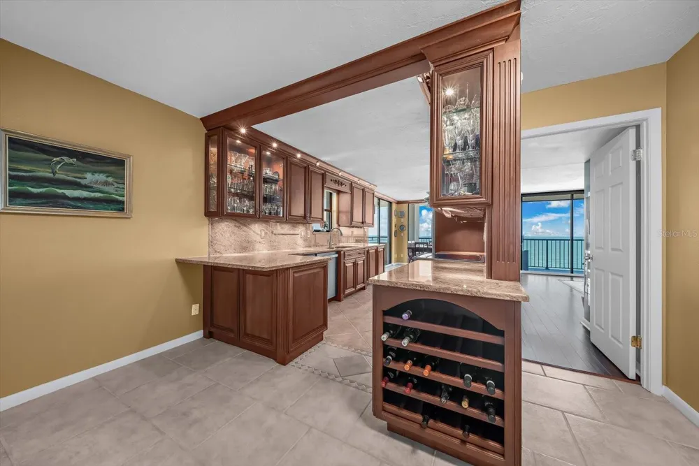 1600 GULF BOULEVARD #911 Clearwater Beach, FL 33767