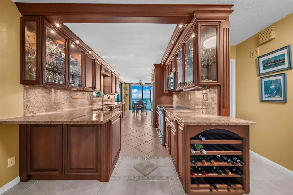 1600 GULF BOULEVARD #911 Clearwater Beach, FL 33767