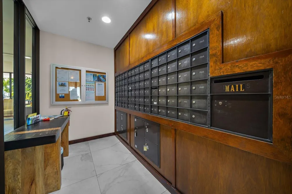 1600 GULF BOULEVARD #911 Clearwater Beach, FL 33767