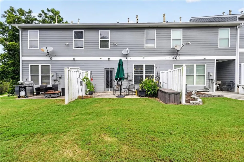6647 Splashwater Drive Flowery Branch, GA 30542