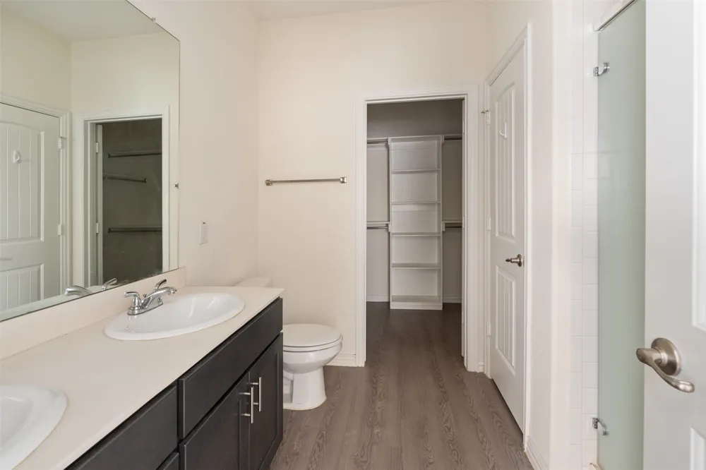 117 Willowbend Loop Mabank, TX 75147