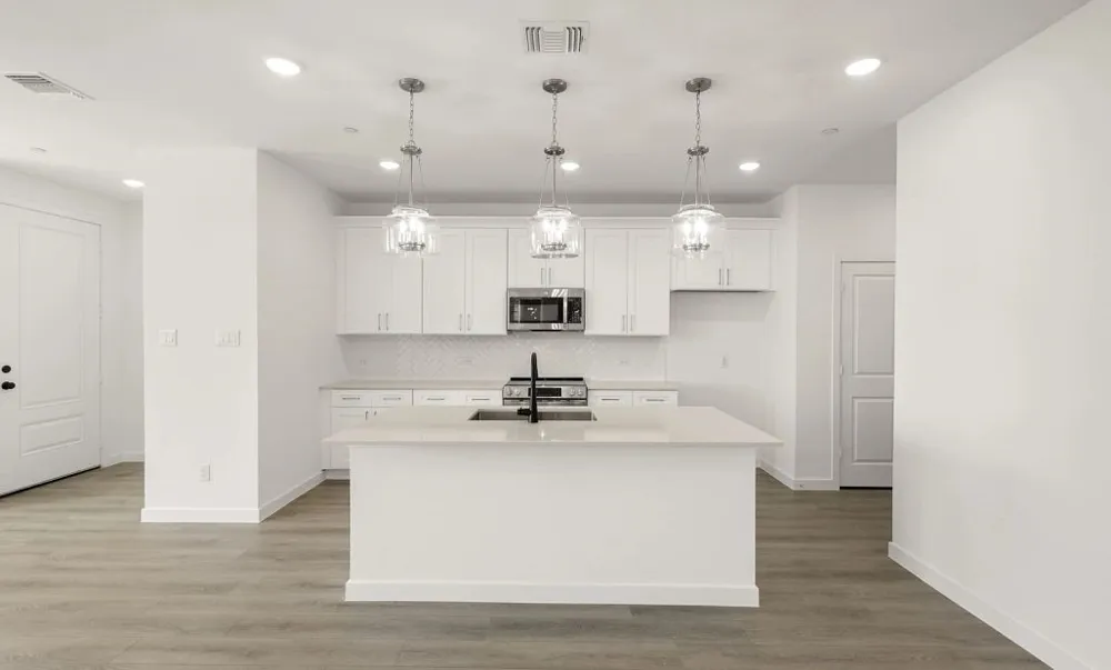 5717 Lakeview Drive Watauga, TX 76148
