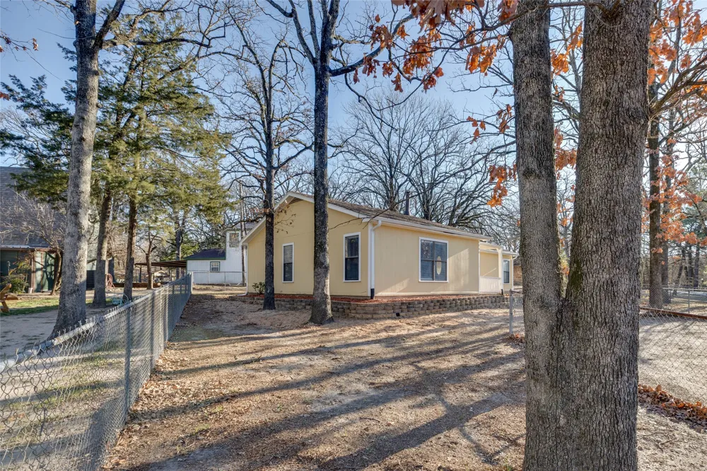 157 Harbor Drive Gun Barrel City, TX 75156