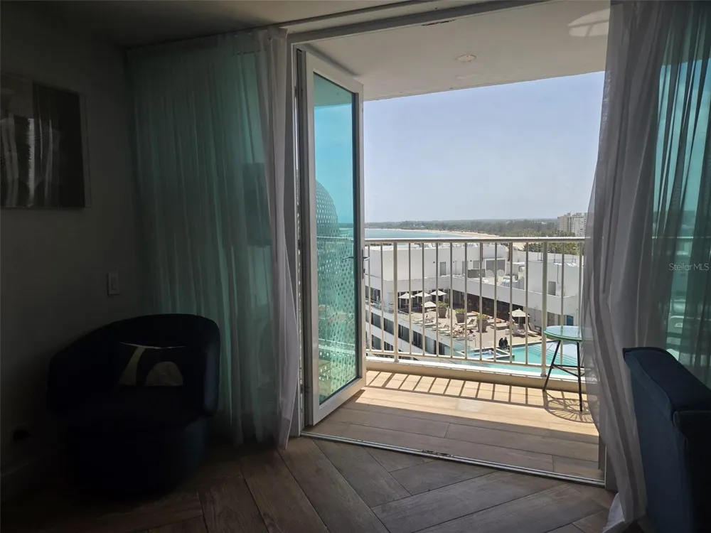 6165 ISLA VERDE AVENUE #1270 Carolina, PR 00979