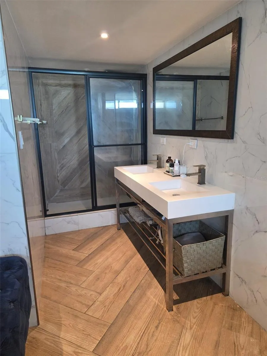 6165 ISLA VERDE AVENUE #1270 Carolina, PR 00979