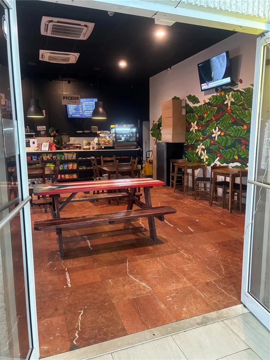 6165 ISLA VERDE AVENUE #1270 Carolina, PR 00979