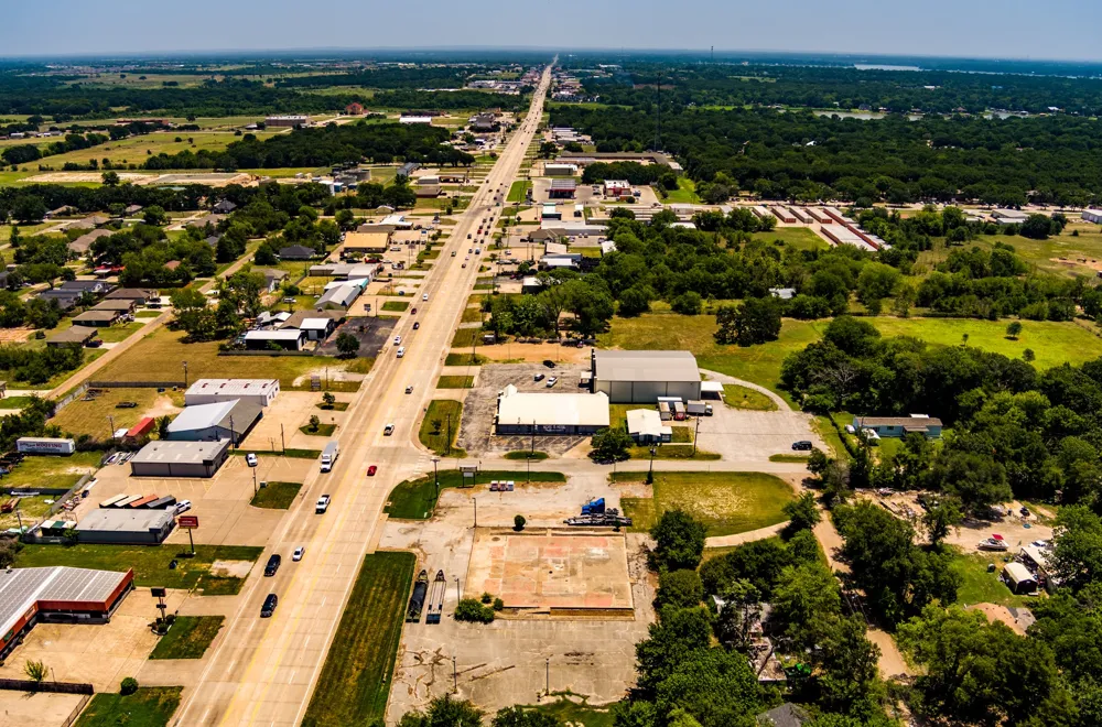 2705 W Main Street Gun Barrel City, TX 75156
