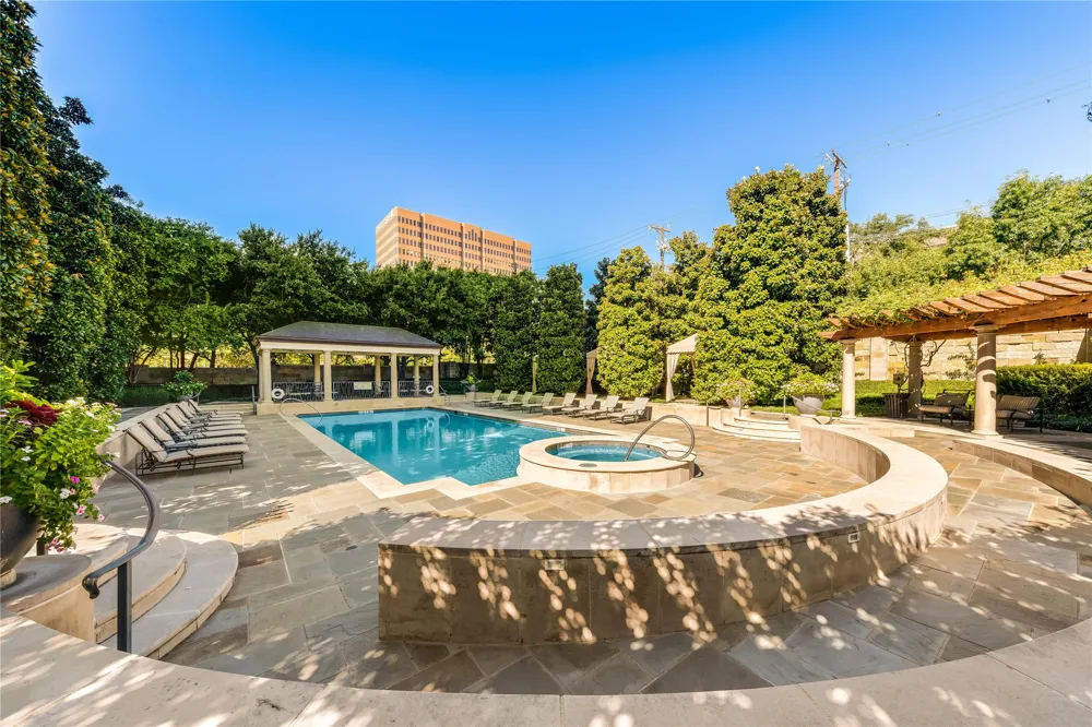3505 Turtle Creek Boulevard #4F Dallas, TX 75219