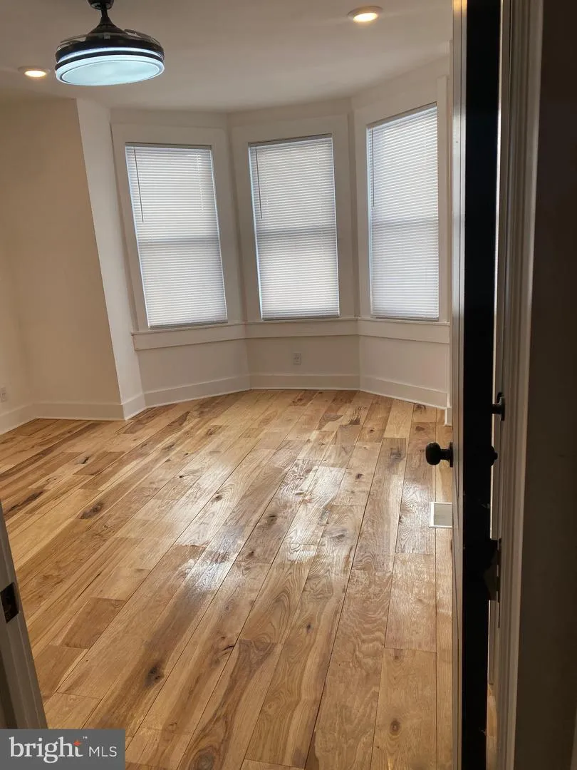 923 LINDLEY AVENUE Philadelphia, PA 19141
