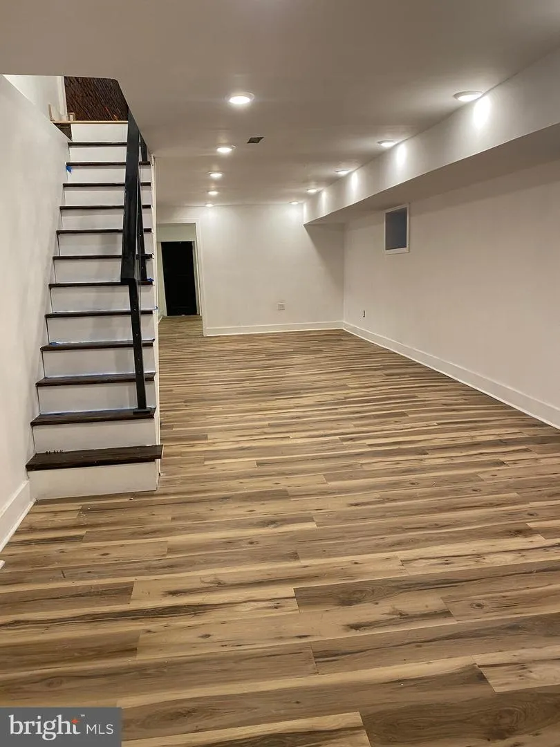 923 LINDLEY AVENUE Philadelphia, PA 19141