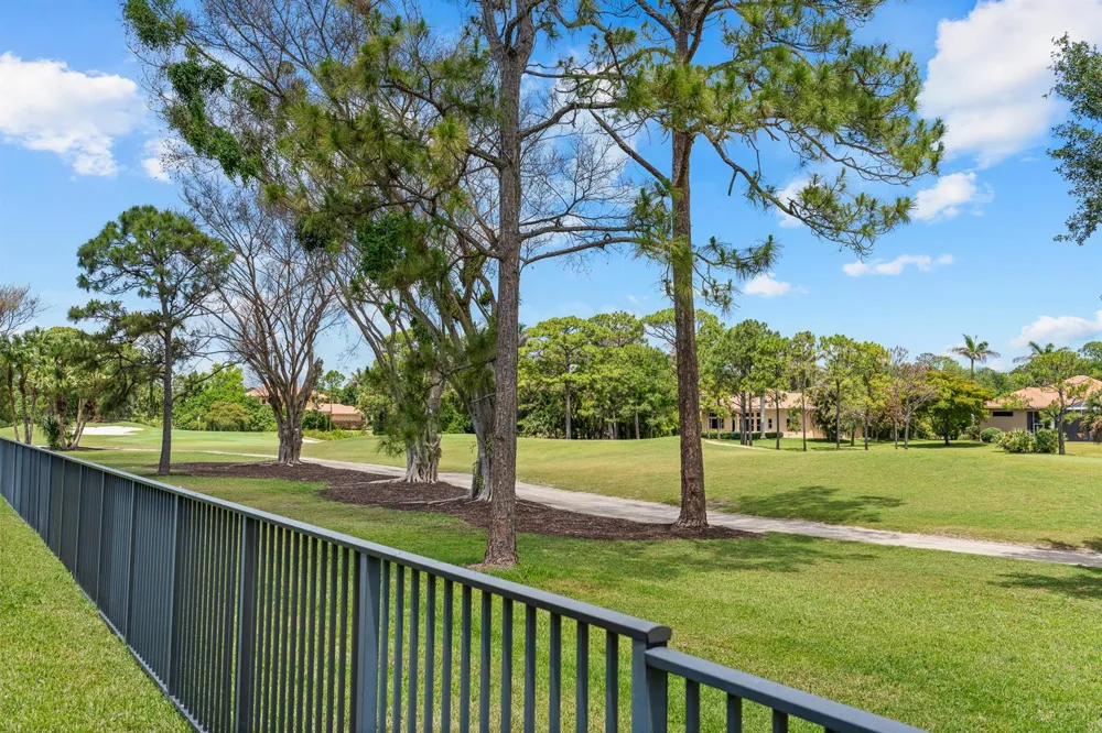10475 SW Lands End Place Palm City, FL 34990