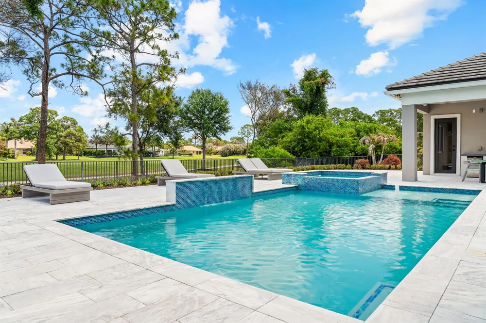 10475 SW Lands End Place Palm City, FL 34990