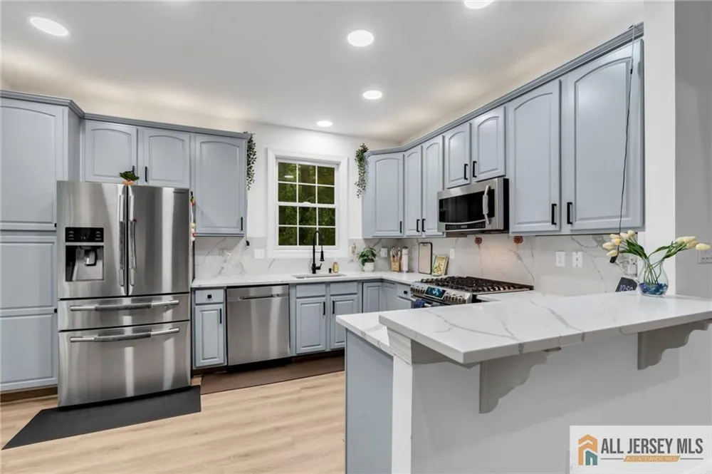 22 Amber Drive Old Bridge, NJ 08857