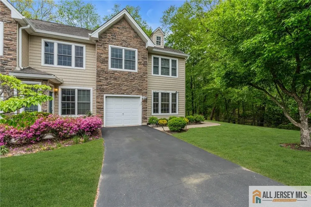 22 Amber Drive Old Bridge, NJ 08857