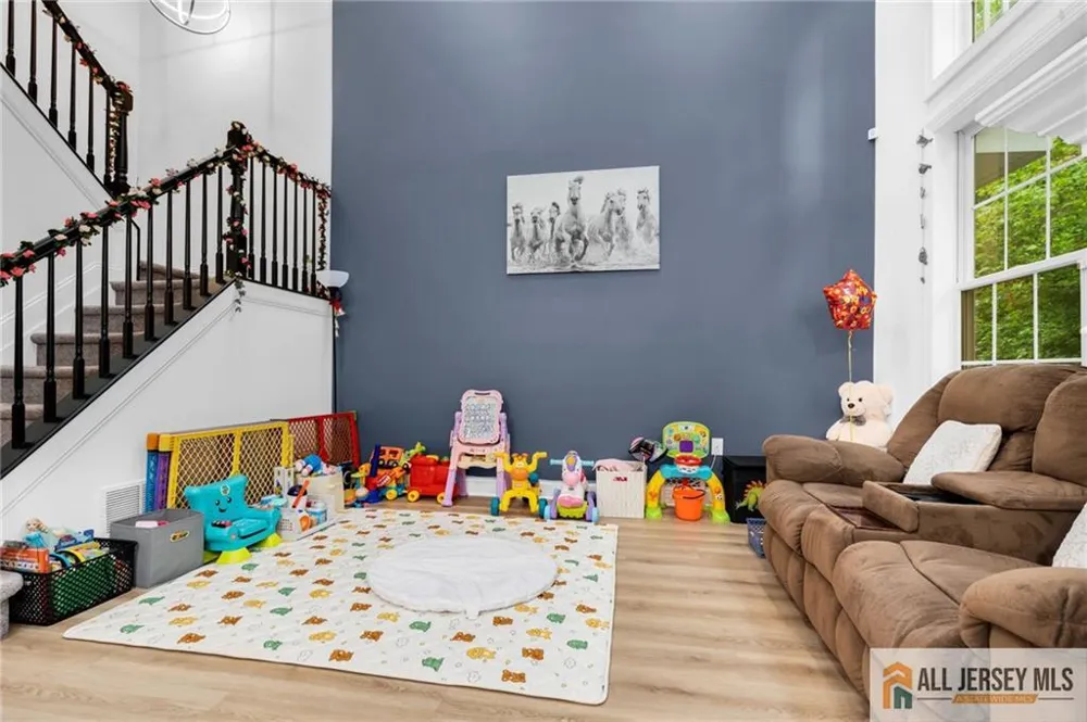 22 Amber Drive Old Bridge, NJ 08857