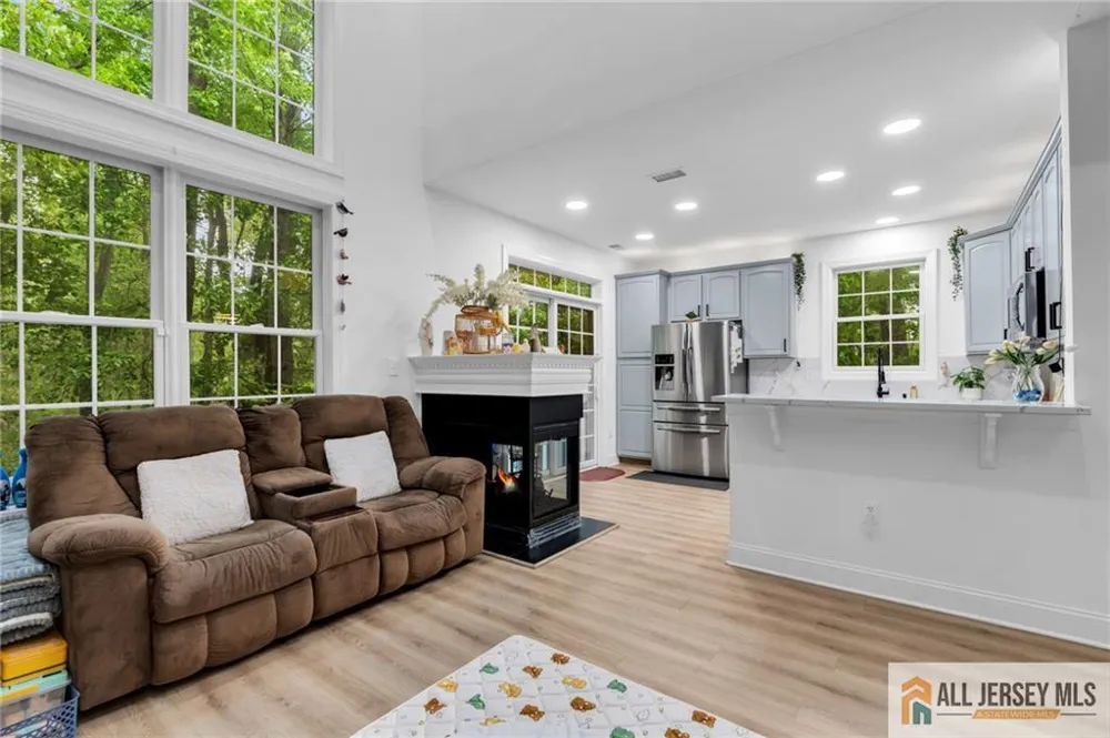 22 Amber Drive Old Bridge, NJ 08857